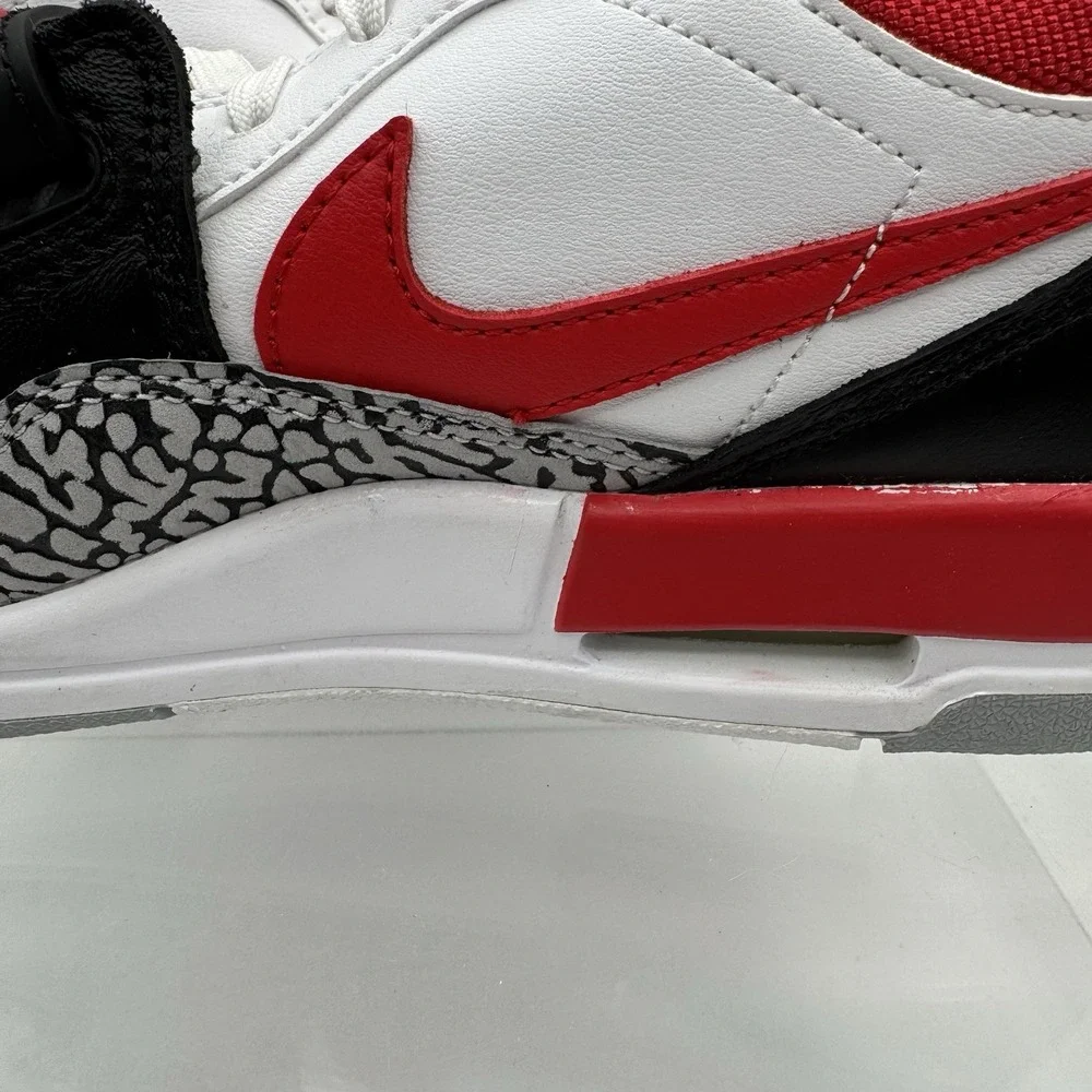 Brand New Nike Air Jordan Legacy 312 Low CD9054-160 Size 5Y Youth / Women's 6.5